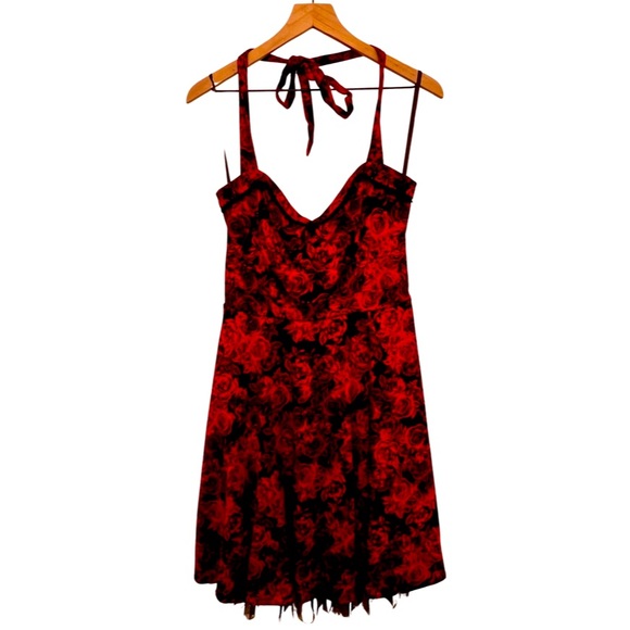 ❌(stolen) XL Red Rose 🥀 Dress - Picture 3 of 7